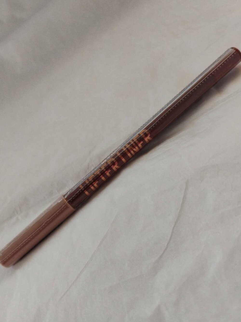 Maybelline Lifter Liner LipPencil /w Hyaluronic Acid- 'Out of Line'- New, NO Box